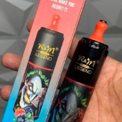 R and M Legend 10000 vape