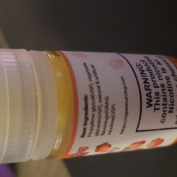 Vapesourcing Strawberry Ice Cream