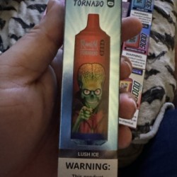 best RandM Tornado 9000