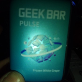 buy Geek Bar Pulse 15000 Frozen Edition vape