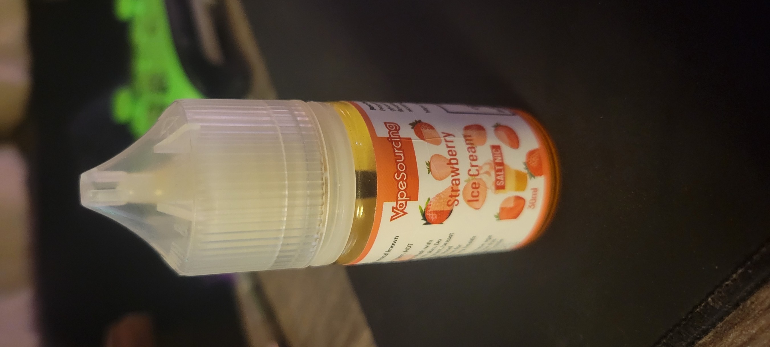 Vapesourcing Strawberry Ice Cream