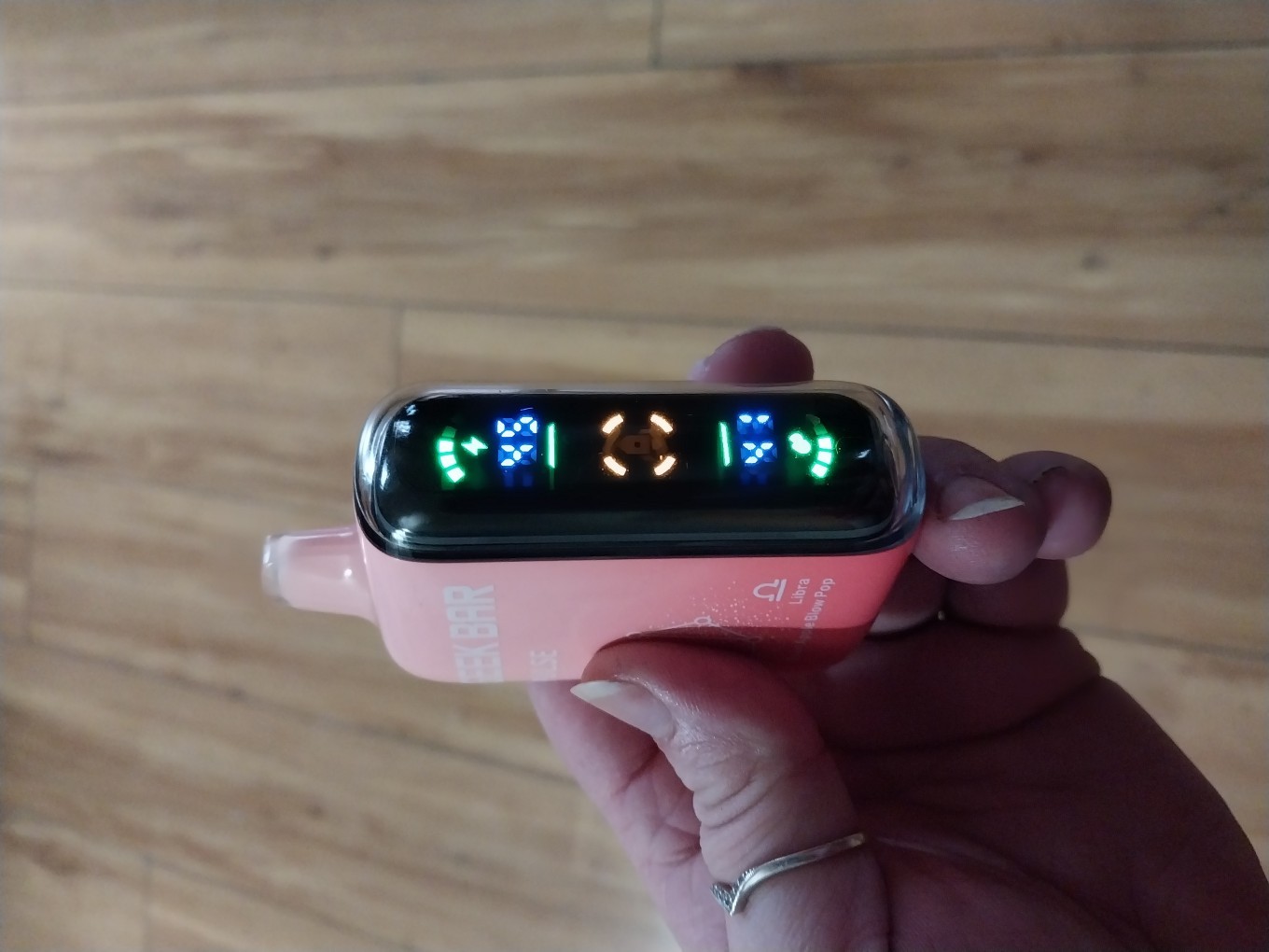 Geek Bar Pulse Vape with led screen