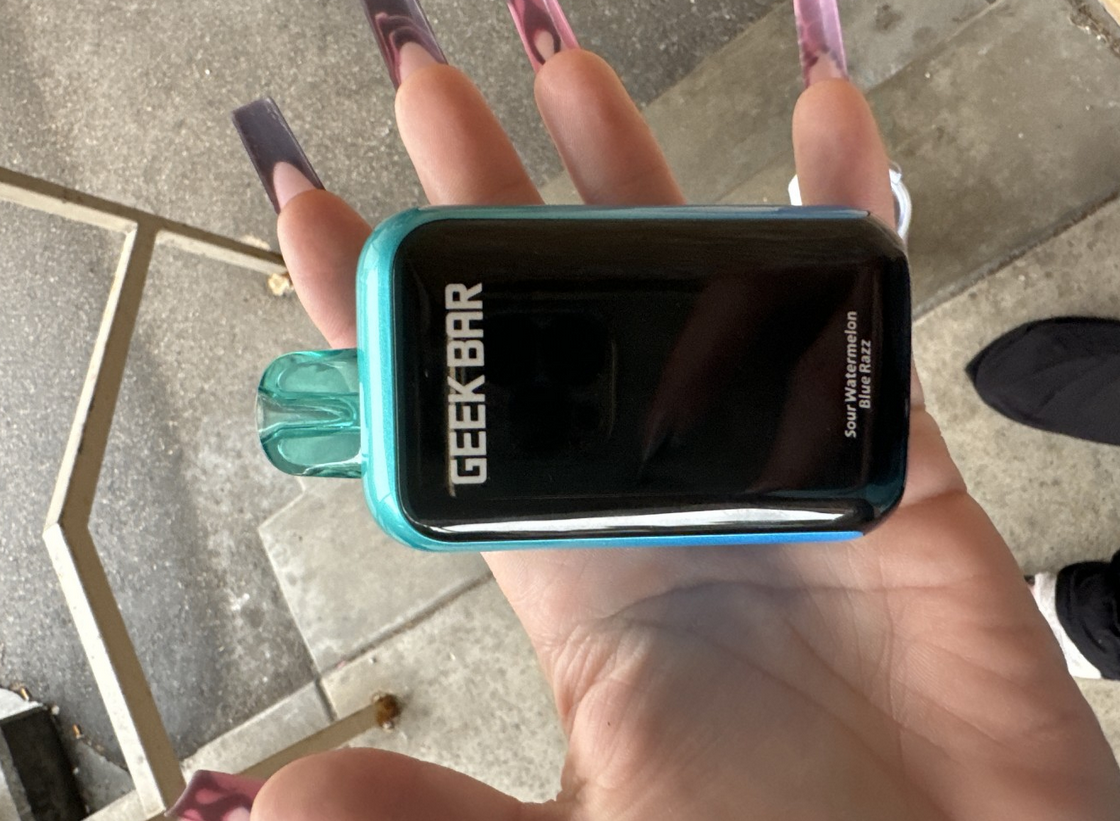 Geek Bar Skyview for deal