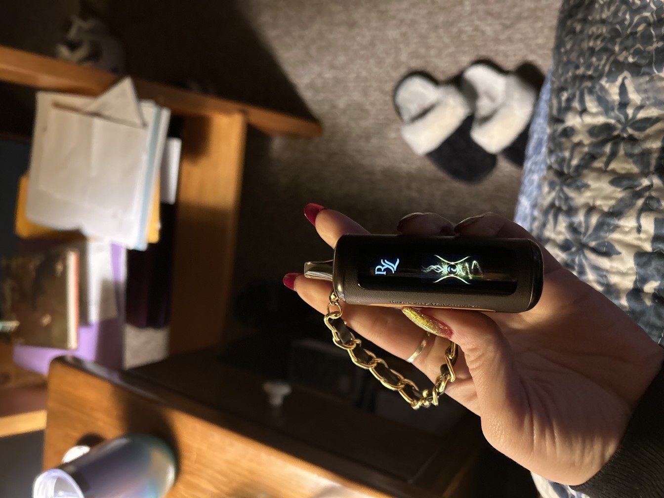 portable raz ryl vape