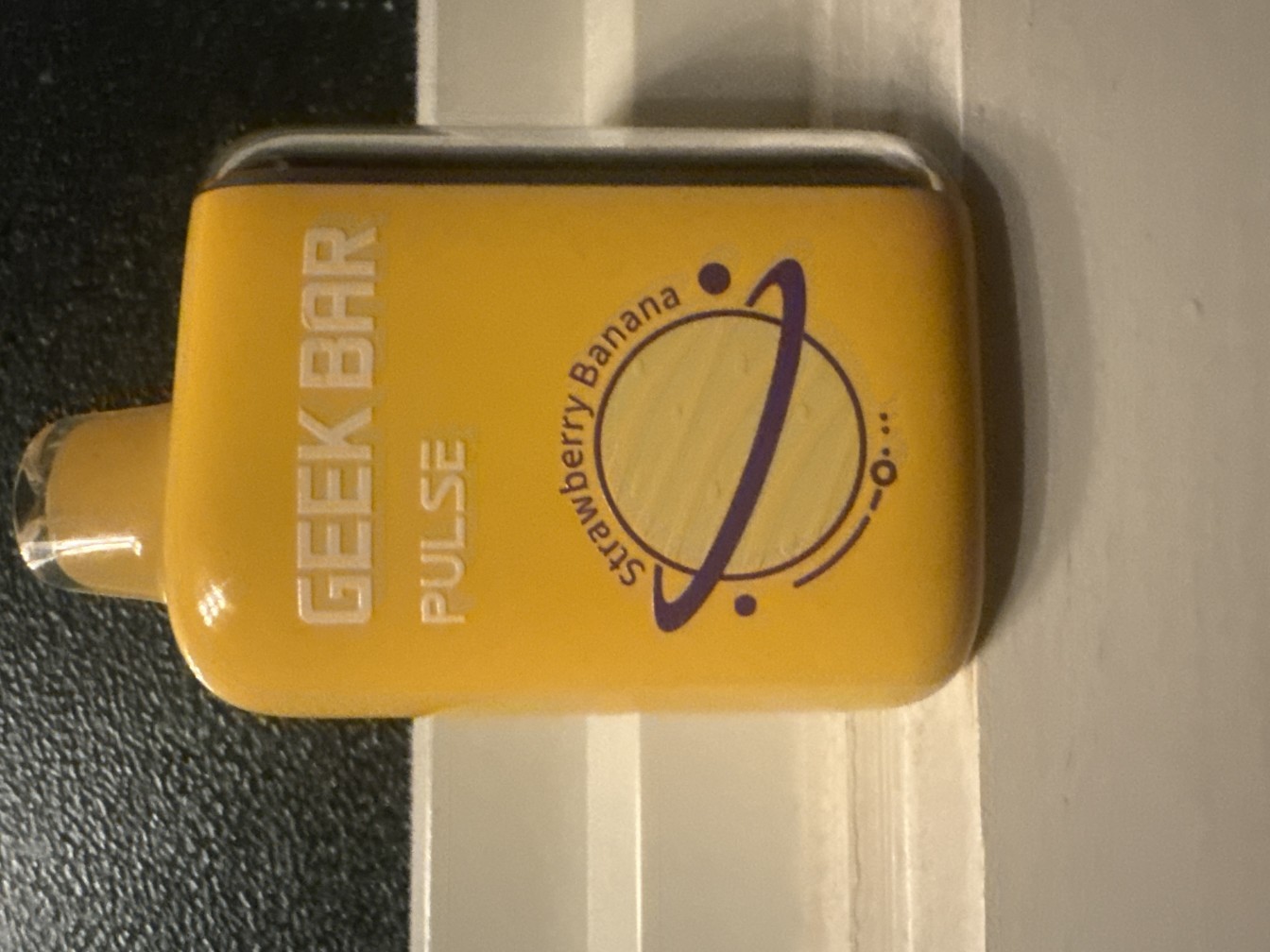 strawberry banana geek bar pulse 15000 vape